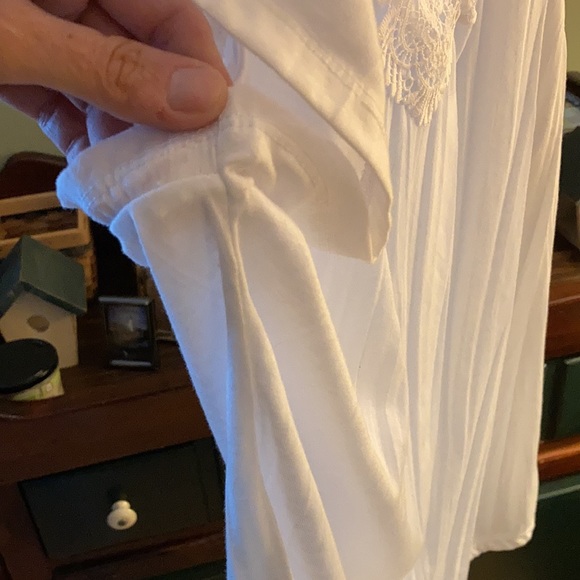 Sag Harbor wide sleeve embellished top M - Picture 12 of 15